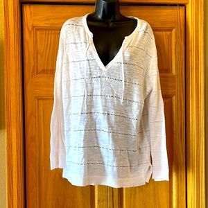 New York and Company extra large long sleeve white top